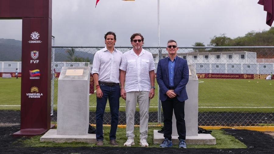 gimenez-presidente-de-la-fvf-domiguez-presidente-conmebol-cardillo-ministro-del-deporte-67443